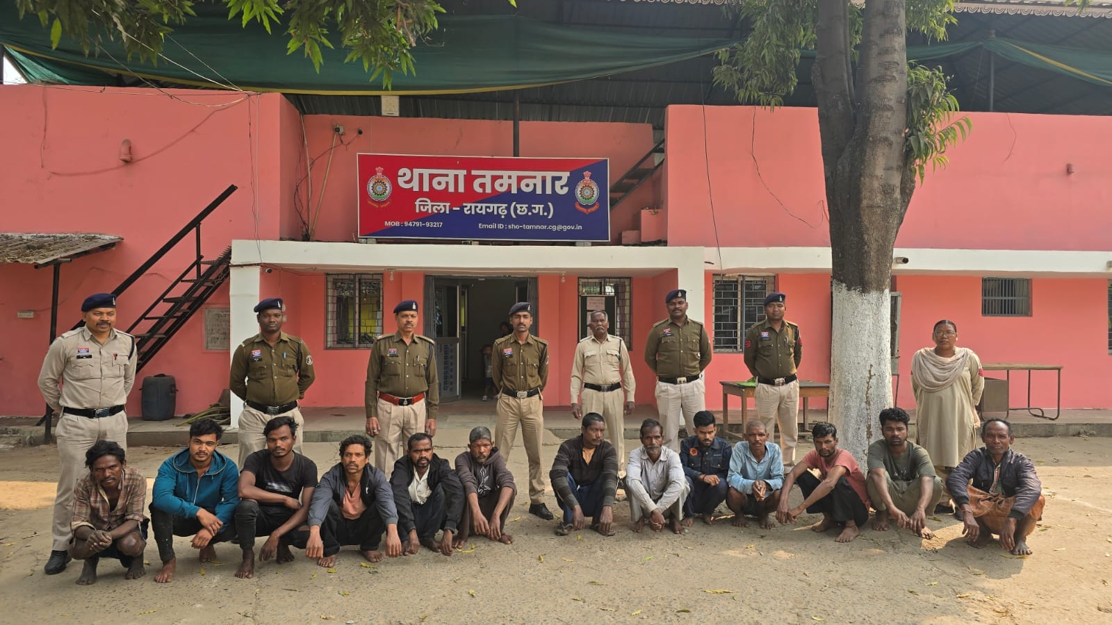 1001523601 एसएसपी शशि मोहन सिंह का सख्त संदेश अपराध कर कोई भी आरोपी या वारंटी बच नहीं सकता
