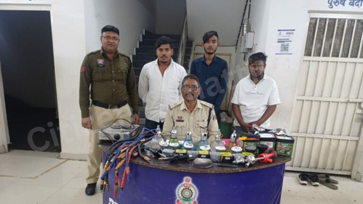 1001532003 बिलासपुर में अवैध हुक्काबार पर पुलिस का छापा: रात के अंधेरे में चल रहा था नशे का खेल, मैनेजर सहित 3 दबोचे