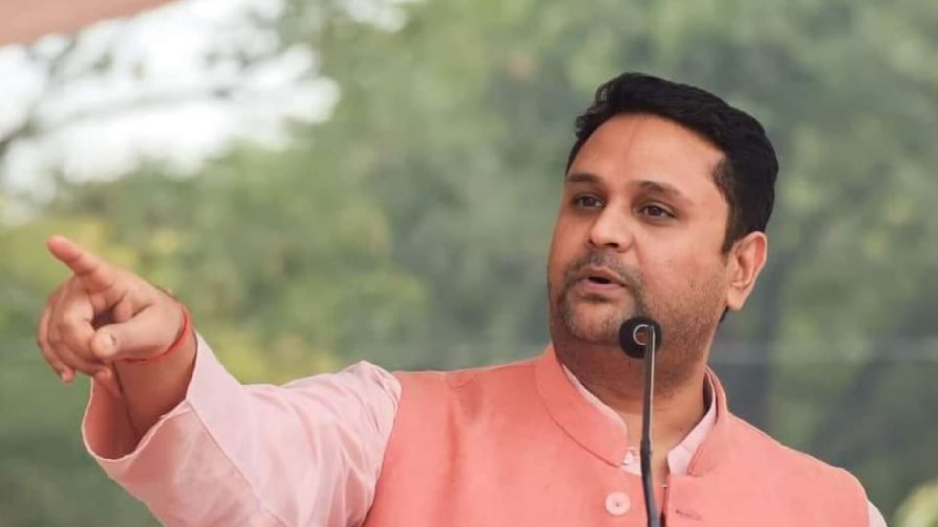 1001875286 पूर्व मंत्री उमेश पटेल ने कहा महंगाई ने तोड़ दी आम आदमी की कमर