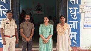 1001942138 घरघोड़ा में संपत्ति हड़पने की साजिश का पर्दाफाश पत्नी और साला गिरफ्तार