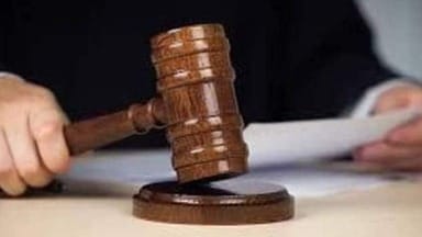 1002067892 गरीबों की गाढ़ी कमाई डकारने वाले चिटफंड संचालक को 10 साल की सजा