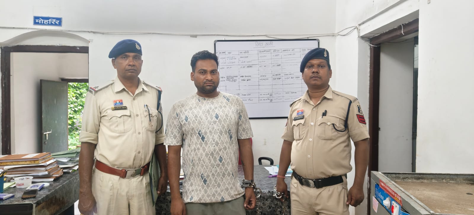 1002105236 शादी का झांसा देकर महिला से दुष्कर्म, आरोपी ने पीड़िता के पैसे व गहने भी हड़पे, आरोपी गिरफ्तार