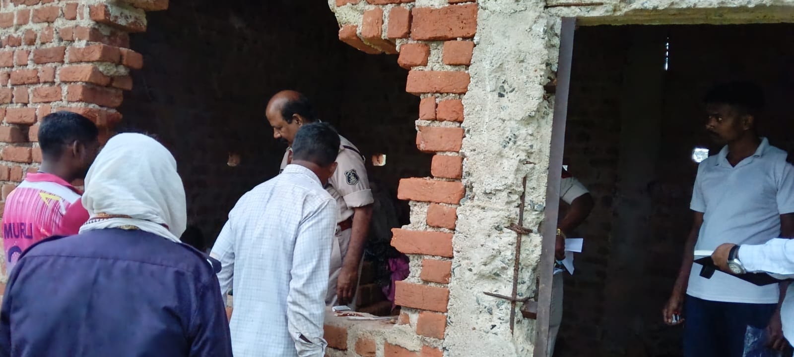 1002115615 लैलूंगा के ग्राम छापरपानी में सुने बोर घर में मिली महिला व उसकी बेटी की लाश, हत्या का अपराध दर्ज कर जांच में जुटी पुलिस